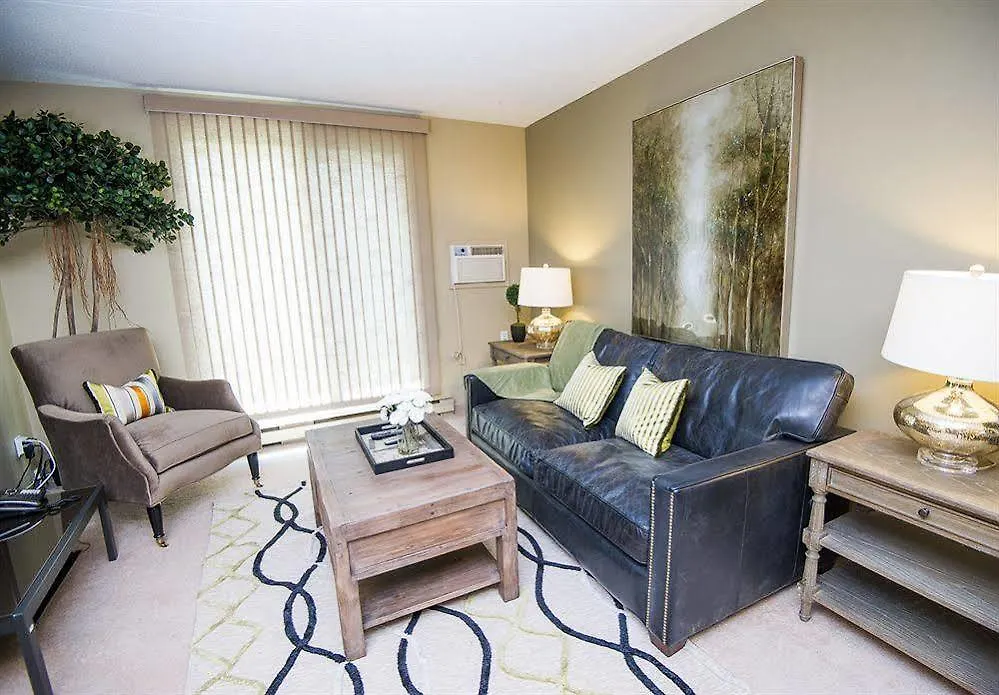 Winnipeg Executive Suites Polo Park 3*,  Canada