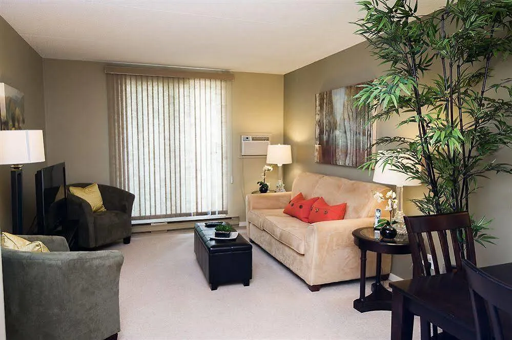*** Hotel Winnipeg Executive Suites Polo Park Canada