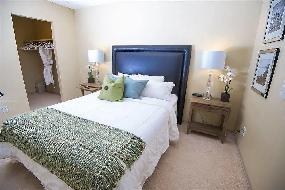 Winnipeg Executive Suites Polo Park 3*,